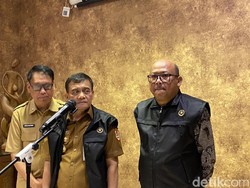 Pemprov Jateng Kubur 50 Ton Ikan Sapu-sapu di Sungai Juana Pati