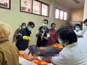 Heboh Pria Pakai Helm Ditemukan Tewas Tergantung di Muara Enim