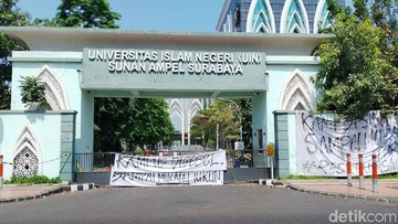 5 Sikap Mahasiswa UINSA Usai Muzakki Diberhentikan Sebagai Rektor
