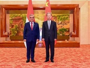 Muzani Bertemu Ketua CPPCC di China, Bahas Penguatan Bilateral