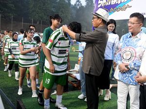 Mendes PDT Nilai Lomba Sepakbola Antar Desa Bantu Dongkrak Ekonomi Lokal