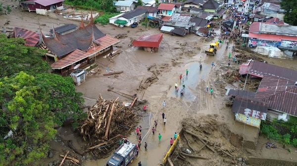 Potret Udara Dampak Banjir Bandang yang Menerjang Arosuka Solok