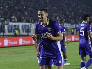 2 Pemain Persib Panaskan Bursa Top Skor Super League 2026/2027