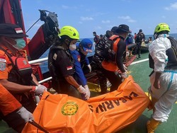 Hari Ke-10, Tim Penyelam Temukan 3 Jasad Korban KM Virgo