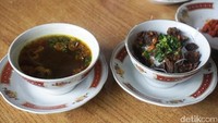 Blusukan Cari 5 Soto Padang Legendaris di Jakarta, Ada yang Sejak 1942!