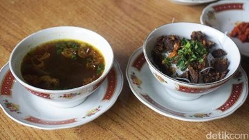 Blusukan Cari 5 Soto Padang Legendaris di Jakarta, Ada yang Sejak 1942!