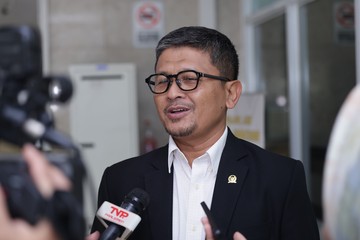 Dapat Aduan Serikat Pekerja, Komisi XI Minta OJK Evaluasi Aturan PIP Maybank