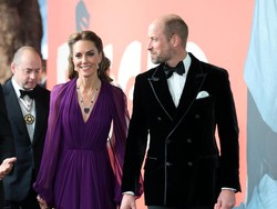 Kate Middleton Hampir Terpeleset karena Gaunnya Terinjak, Reaksinya Jadi Sorotan