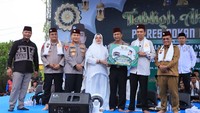 Kapolda Riau Hadiri Tabligh Akbar Bareng UAS di Rohil, Bawa Pesan Jaga Alam