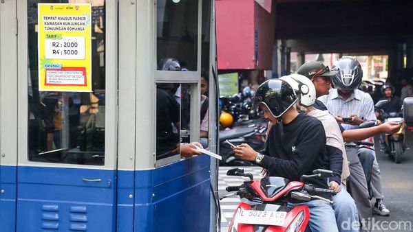 Parkir Kawasan Tunjungan Romansa Mulai Digitalisasi