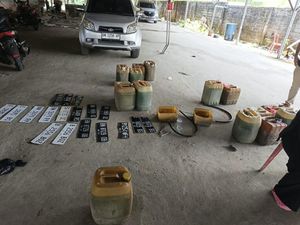 Polisi Bongkar Kasus Penimbunan BBM di Bangka, 14 Mobil-6 Orang Diperiksa
