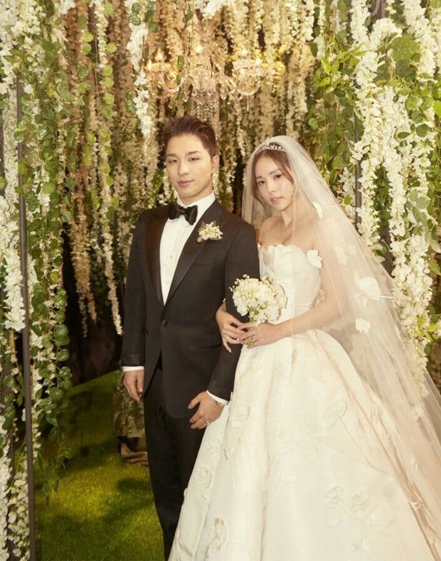 Taeyang dan Min Hyo Rin membuktikan jalinan hubungan rumah tangga mereka yang terjalin harmonis setelah 8 tahun menikah.