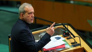 Presiden Iran Lempar Bola ke Trump: Akhiri Perang atau Lanjut?