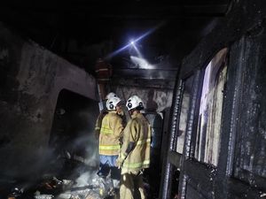 Rumah di Semarang Ludes Terbakar gegara Anak Lempar Rokok ke Kasur