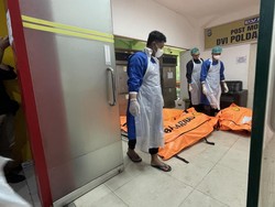 Hari Ke-12, Tim SAR Evakuasi 14 Korban dari Badan Kapal Virgo
