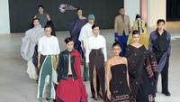 Tenun Baduy dalam Interpretasi Unik Desainer Muda Beraliran Avant-Garde
