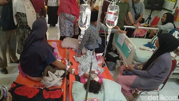 Korban Keracunan MBG di Batang Terus Bertambah, RSUD Kalisari Penuh!