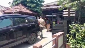 KPK Geledah Rumah Dirjen ATR/BPN Lampri di Nganjuk