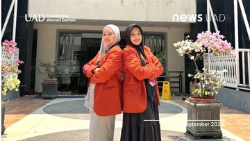 Kisah Nanda dan Ninda, Kembar Asal Lampung yang Kuliah Kedokteran Bareng di UAD