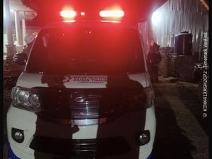 Klarifikasi Kasatpol PP Surabaya soal Anggota Diduga Halangi Ambulans