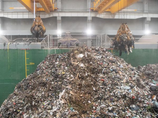 PSEL Keramasan Mulai Uji Coba, Sampah Diolah Jadi Listrik