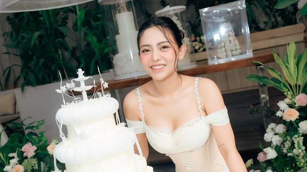 Rachel Vennya Ultah ke-31, Dapat Kue Disko hingga Sate Taichan