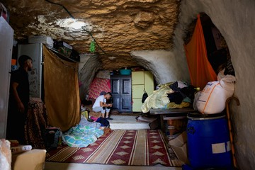 Saat Gua di Perbukitan Jadi Rumah Warga Palestina