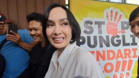 Sara Wijayanto Hadiri Sidang Perdana Cerai