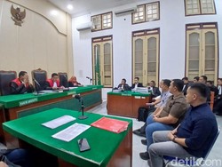 Kadinkes Nias Didakwa Korupsi Pembangunan RS Kelas D Pratama Rp 38 M