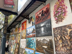 Sisi Lain Jalan Braga Bandung