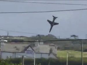 Video Kecelakaan Jet Tempur Inggris, 2 Pilot Berhasil Menyelamatkan Diri