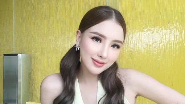 Angela Tee Batal Cerai Gegara Hamil