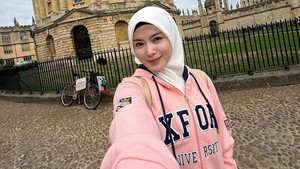 Ayana Moon Resmi Check In S2 di Oxford, Jadi Muslimah Korea Pertama