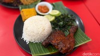 Ayam Celup Mang Asep: Pedas Nampol! Ayam Bakar Bumbu Celup Pakai Nasi Pedas