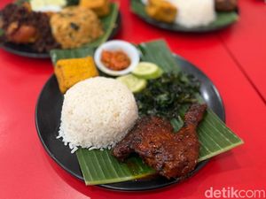 Ayam Celup Mang Asep: Pedas Nampol! Ayam Bakar Bumbu Celup Pakai Nasi Pedas