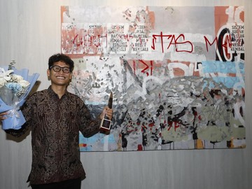 Lukisan Urban Realism Layers Bawa Begok Oner Jadi Pemenang