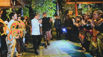 Buka Utsawa Bali Sani ke-11, Menbud Tekankan Budaya Jadi Kekuatan Strategis