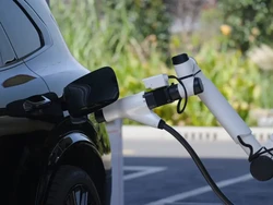 Geely Punya SPKLU Super Cepat, Isi Baterai 10-70% Cuma 4 Menitan