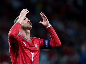 Alasan Pelatih Portugal Ganti Ronaldo: Gak Bisa Pressing!