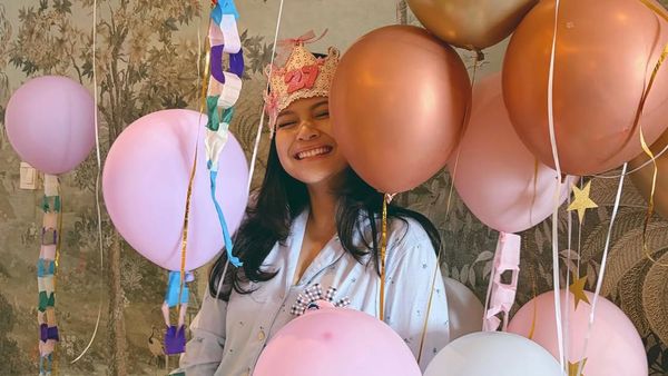 Bahagia Hanggini Rayakan Ultah Ke-27 sekaligus Jadi Ibu