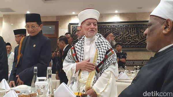 Potret Imam Besar Masjid Al-Aqsa Serukan Kemerdekaan Palestina di Istiqlal