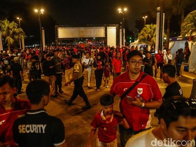 Jelang Indonesia vs Singapura, Suporter Mulai Padati SUGBK