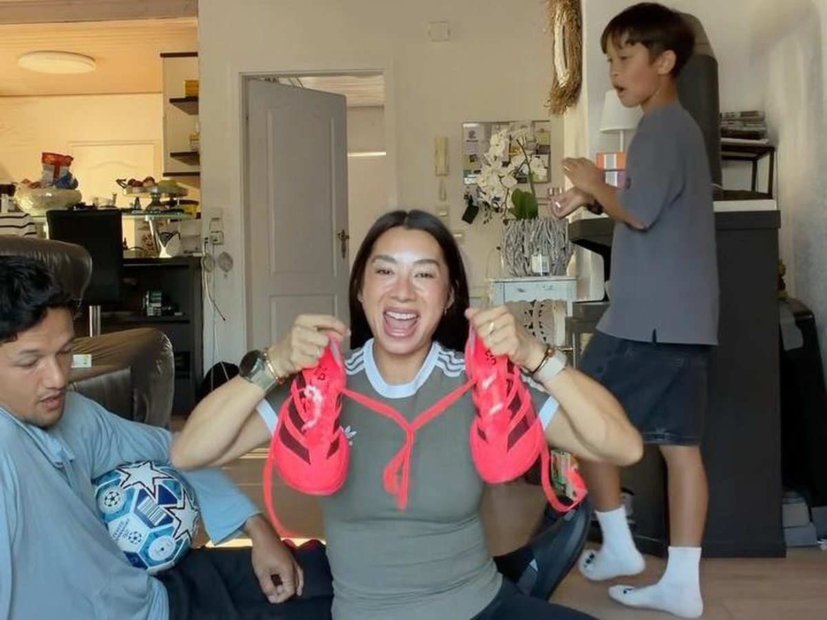 Debut Penuh Ketegangan Jennifer Bachdim di Berlin Marathon