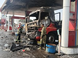 SPBU di Tulungagung Indramayu Terbakar, Dua Kendaraan Hangus