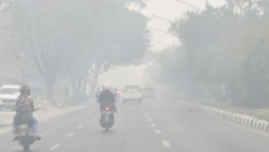 Kabut Asap Masih Pekat, 27 Penerbangan di Bandara H Asan Sampit Terganggu