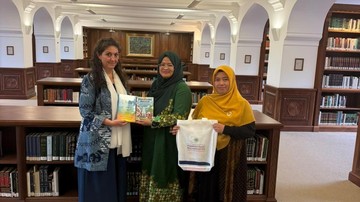 2 Buku Mendikdasmen Mu'ti Masuk Koleksi Perpustakaan Oxford, Ini Isinya