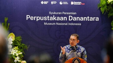 Perkuat Ruang Pembelajaran Budaya, Menbud Resmikan Perpustakaan Danantara