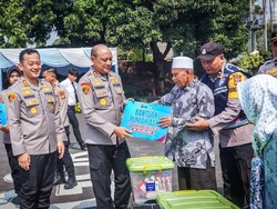 Komitmen Kemanusiaan Berlanjut, Polres Bogor Jalankan Program Bedah Rumah Tahap 3