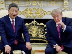 Kala Trump dan Xi Jinping Saling Lempar Pujian hingga Tukar Hadiah