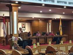 Sebut 150 Ribu Warga Miskin di Bali, Dewan Dorong Pejabat Jadi Orang Tua Asuh